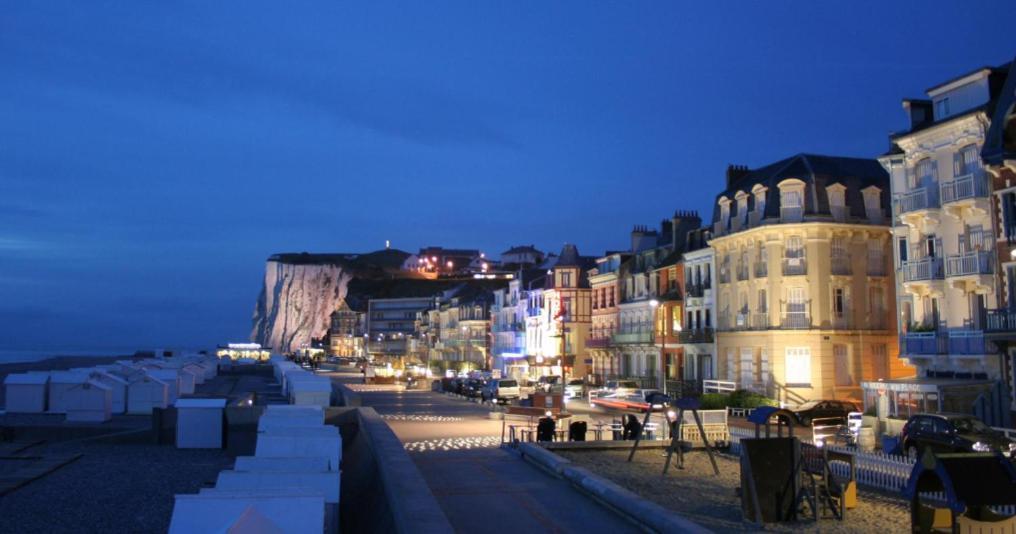 Les Baigneurs Apt Tres Calme 2 Chambres 58 M2 Parking Prive Et Balcon Mers-les-Bains Exterior photo